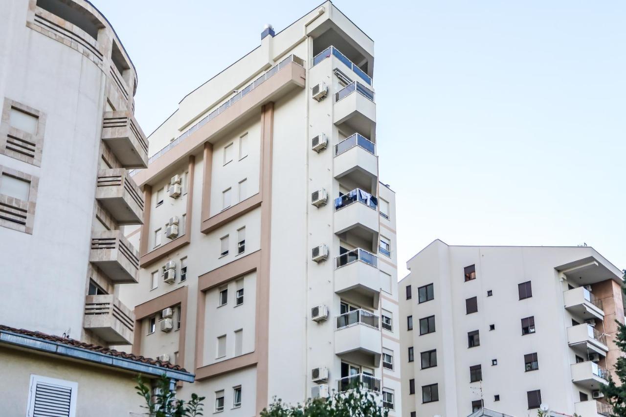 City Montesun Apartments Budva Eksteriør billede